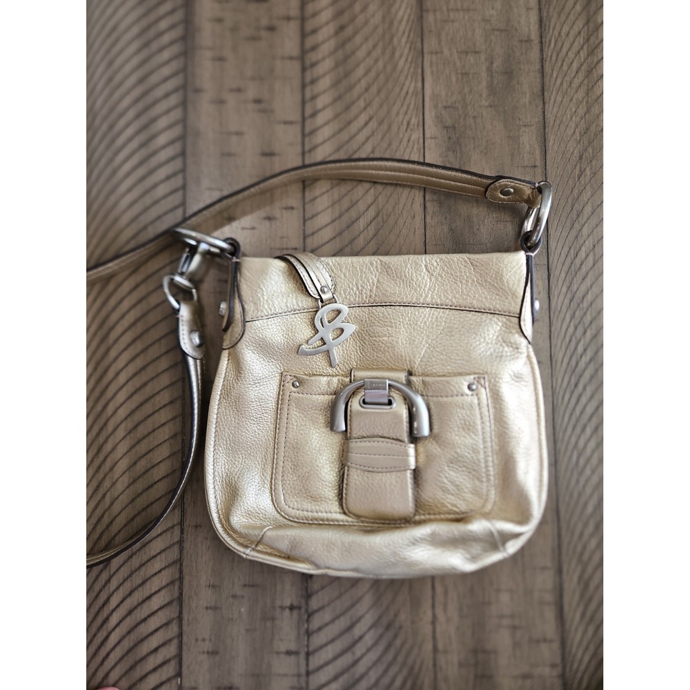 B. Makowsky Gold Metallic Leather Handbag Y2K Chunky Buckle Bag Charm Chic Boho